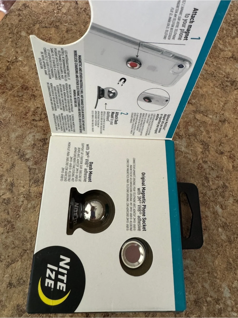 Steelie Compact 360° Magnetic Dash Mount — Black/Silver